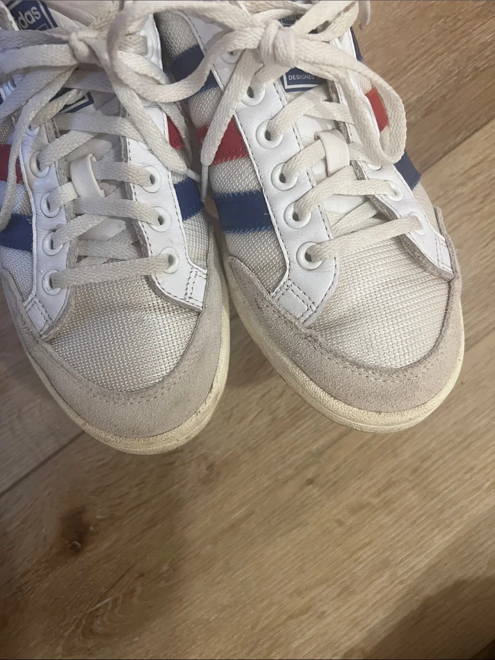 adidas Americana blue red White Sneakers with Red and Blue Side Stripes